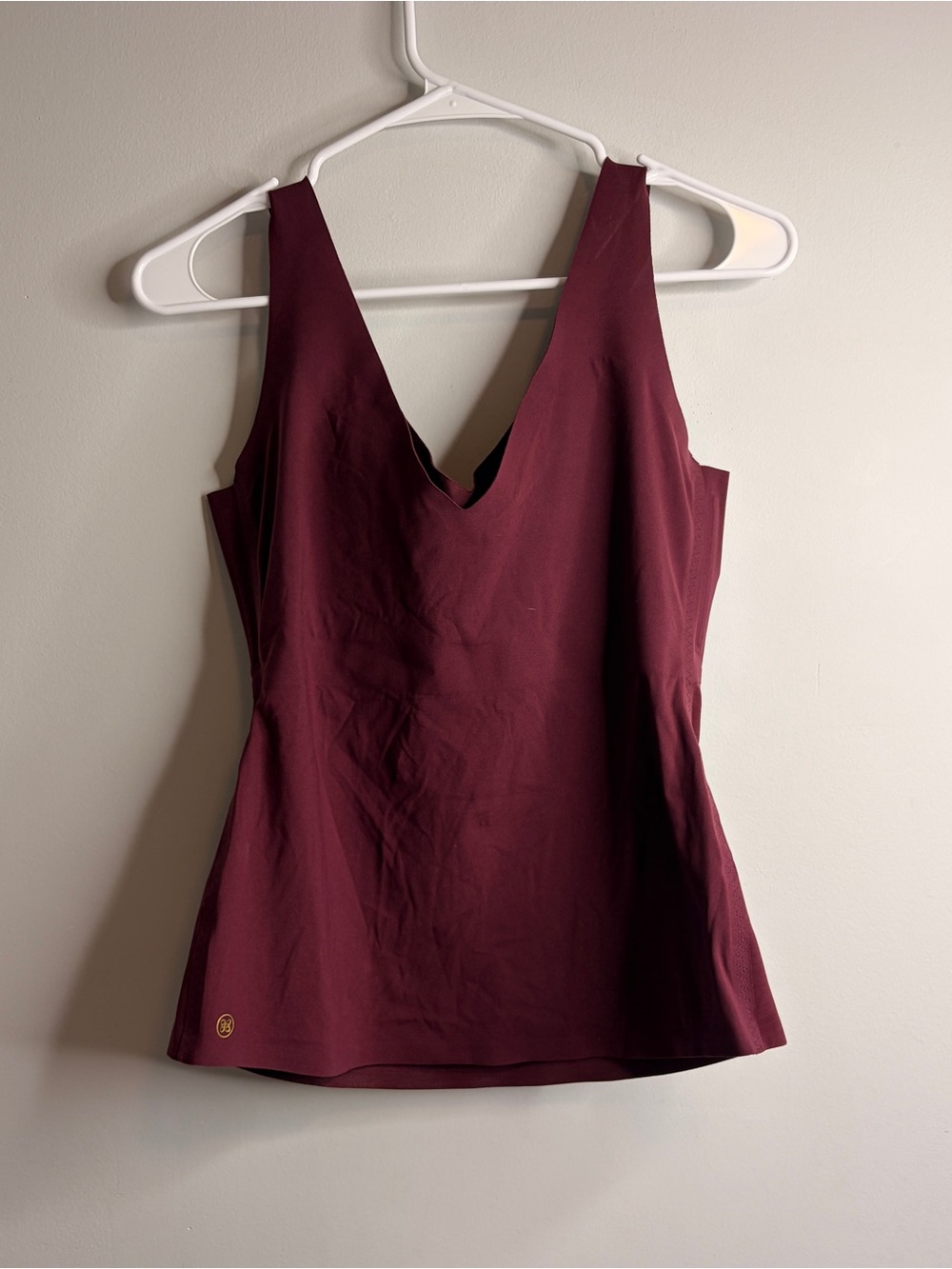 Honeylove Burgundy Sleeveless V-Neck Tank Built-In Cups Large - Picture 3 of 5